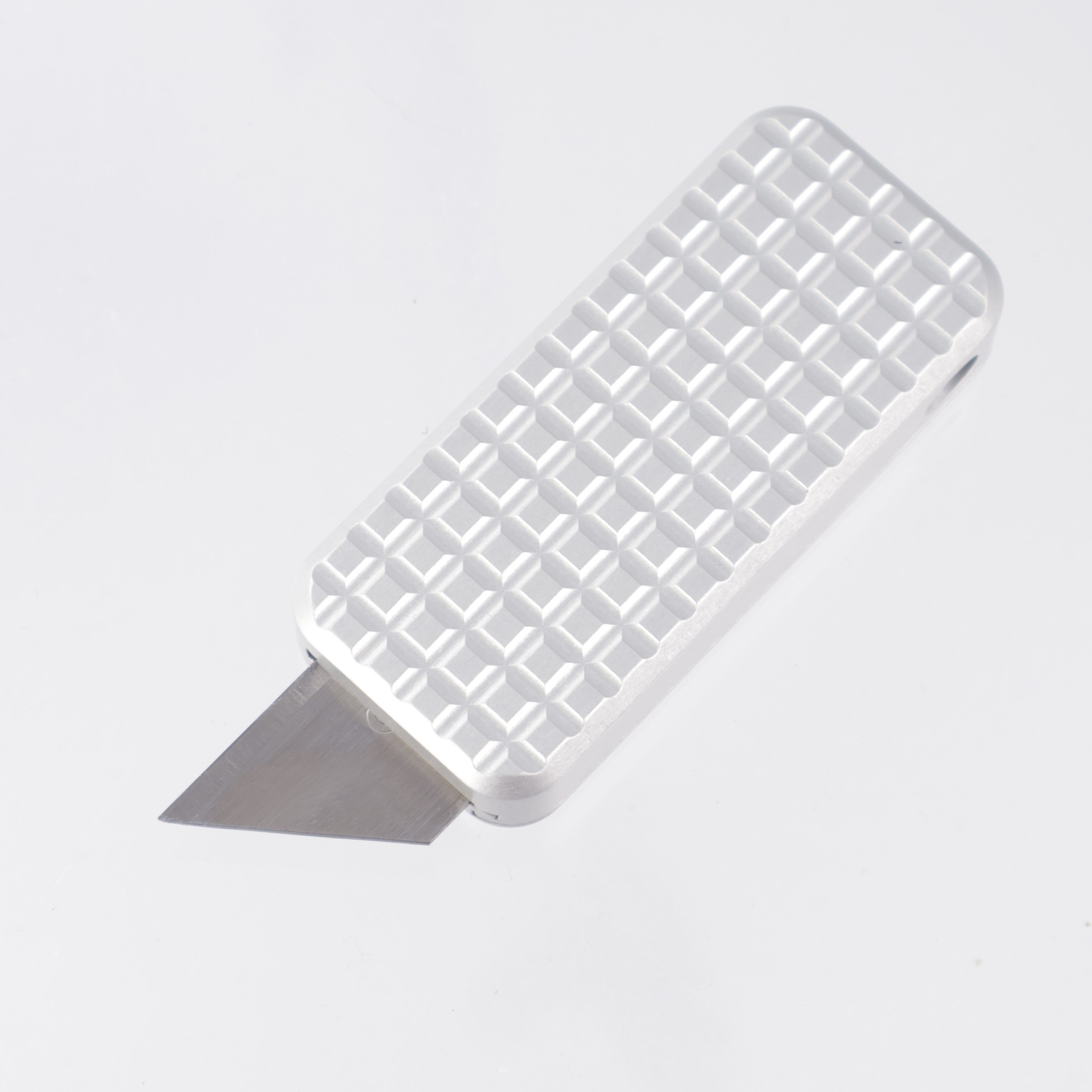 Rivery Manufacturing Zero Utility Knife - Gray Grenade Pattern Aluminum