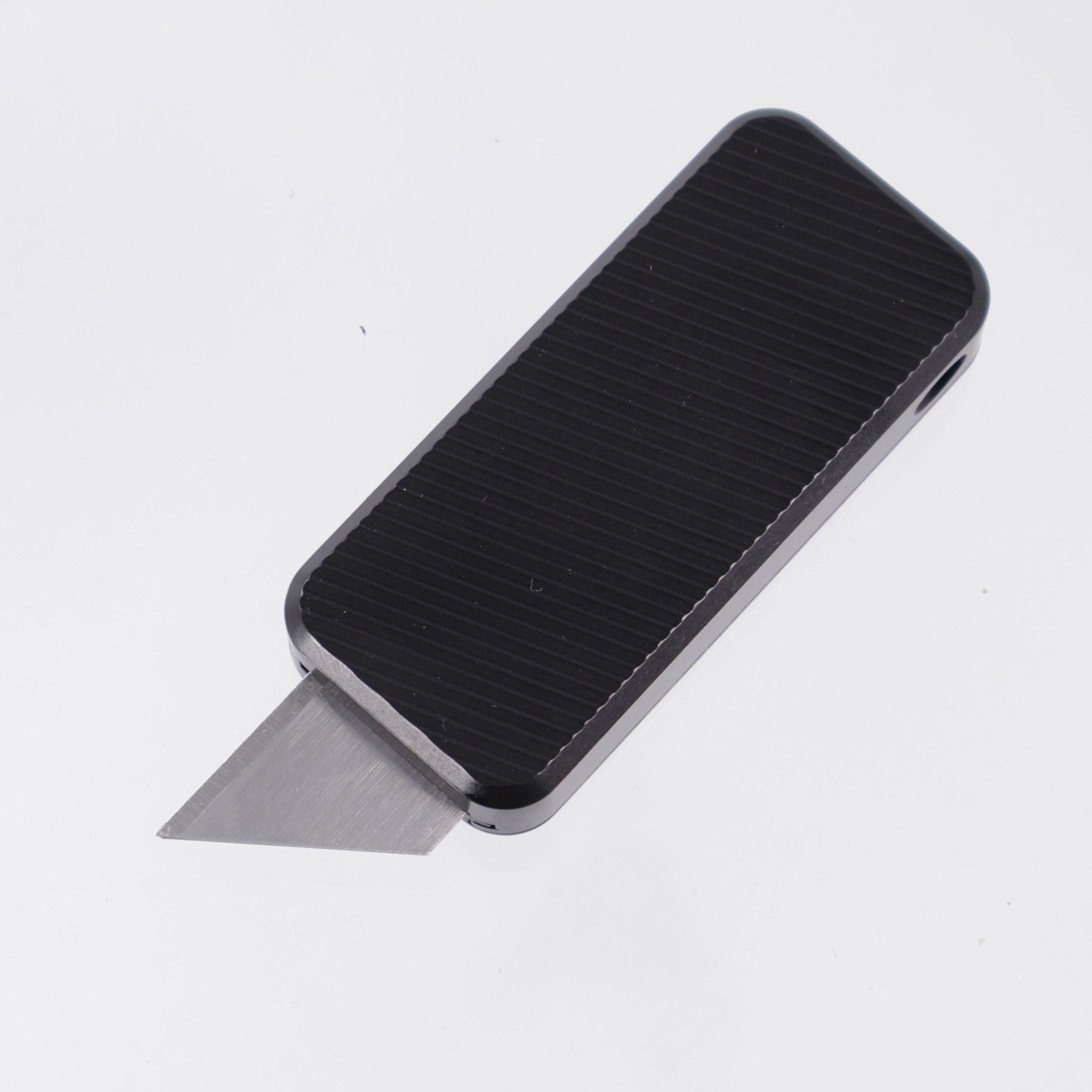 Rivery Manufacturing Zero Utility Knife - Black File Pattern Aluminum