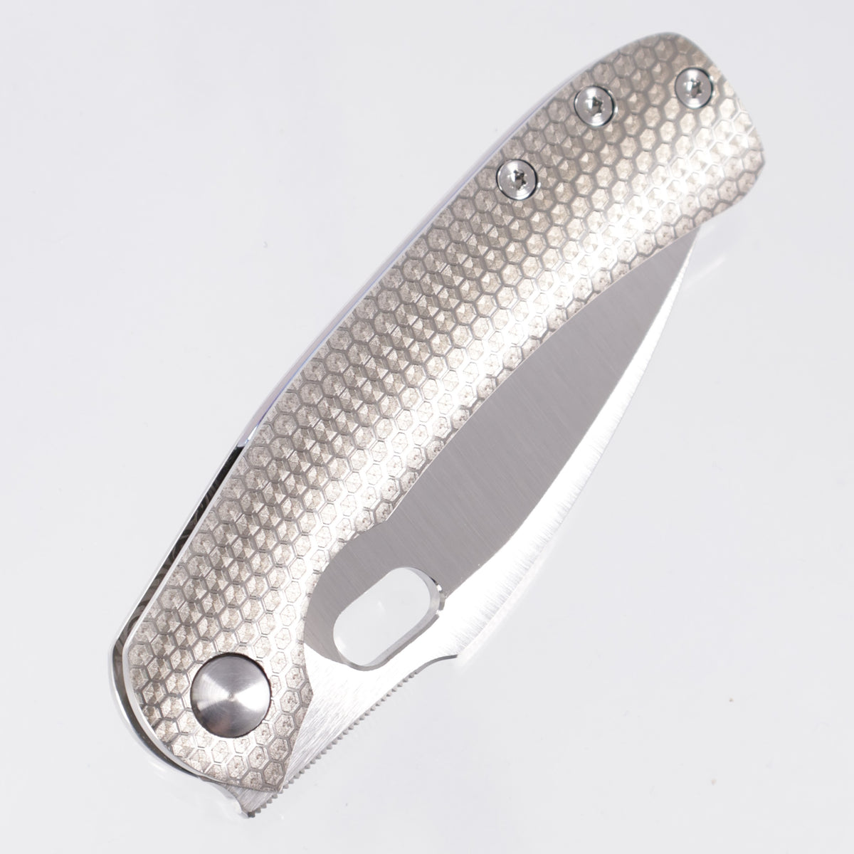 Sean O'Connell Mini Ripper - Hex Pattern Titanium w/ Crystallized Ti Clip & Floating Backspacer - Satin MagnaMax