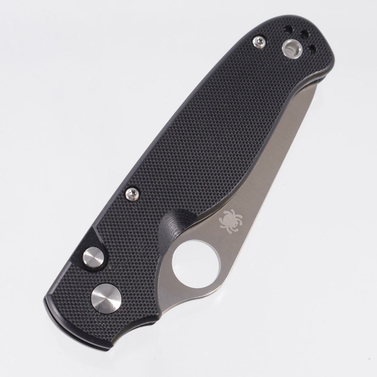 Spyderco Button Up - Black G10 - Satin 8Cr13MoV - C275GP