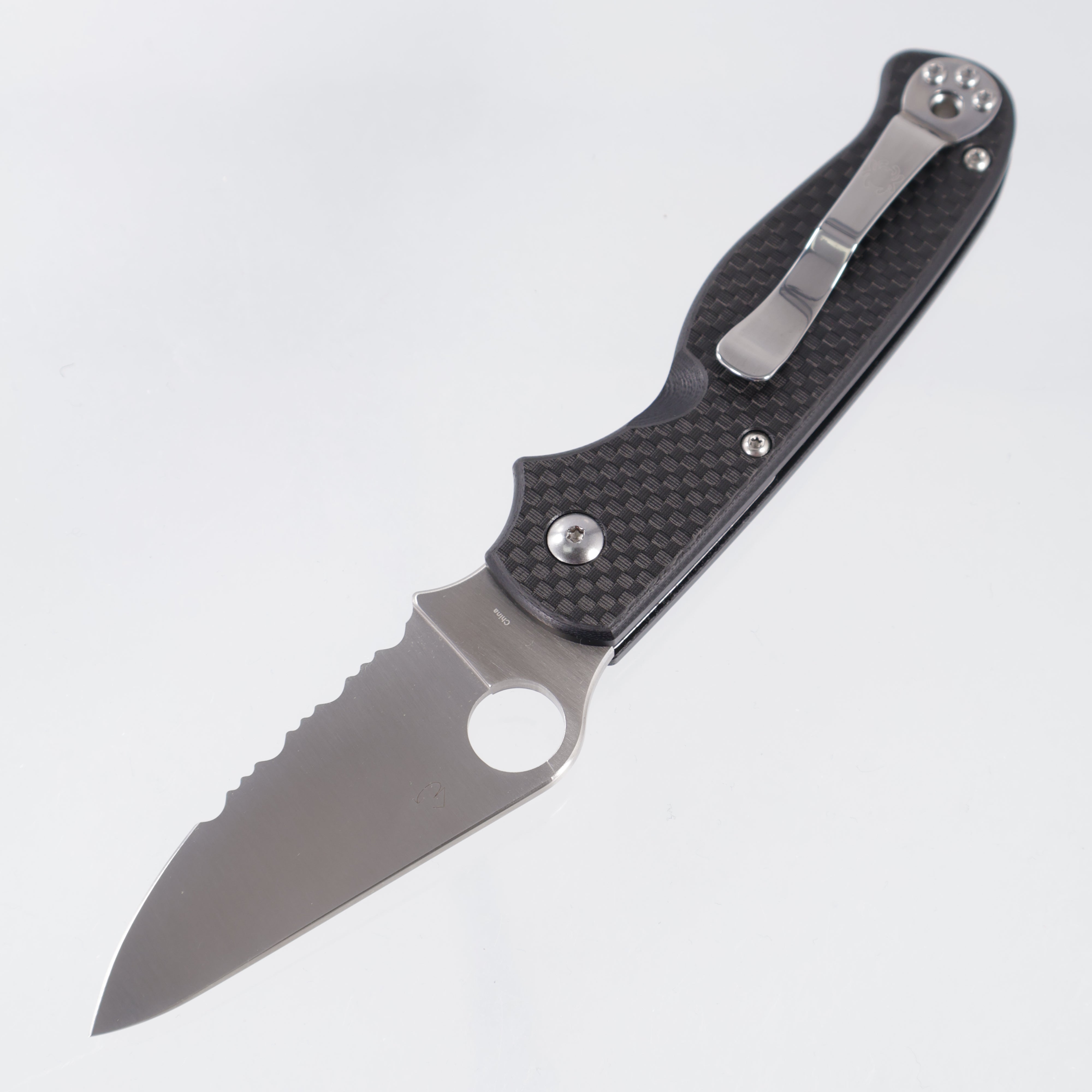 Spyderco Button Up - Carbon Fiber / G10 Laminate - Satin Partial Serrate 8Cr13MoV - C275CFPS