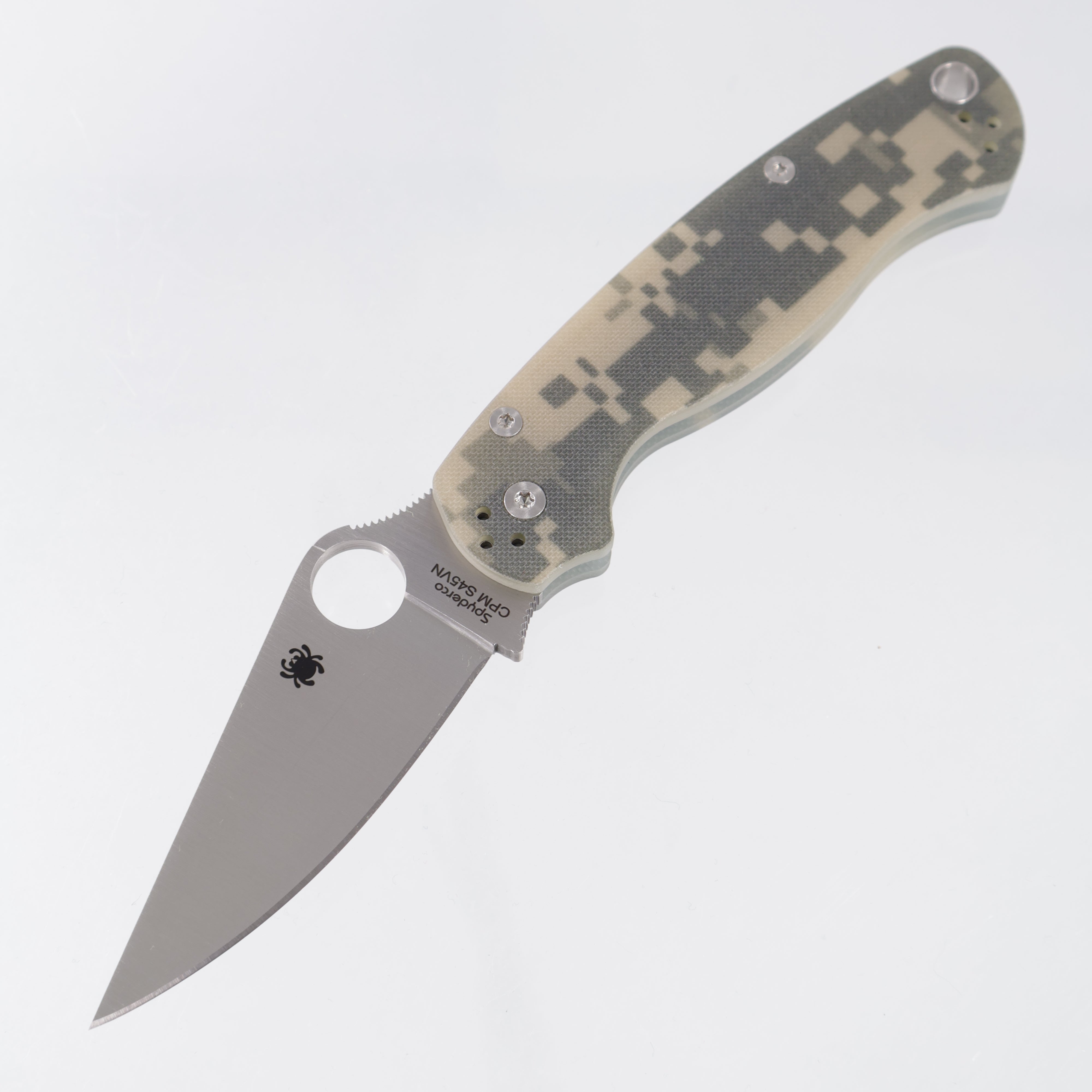 Spyderco Paramilitary 2 - Digi-Camo G10 - Satin S4VN - C81GPCMO2