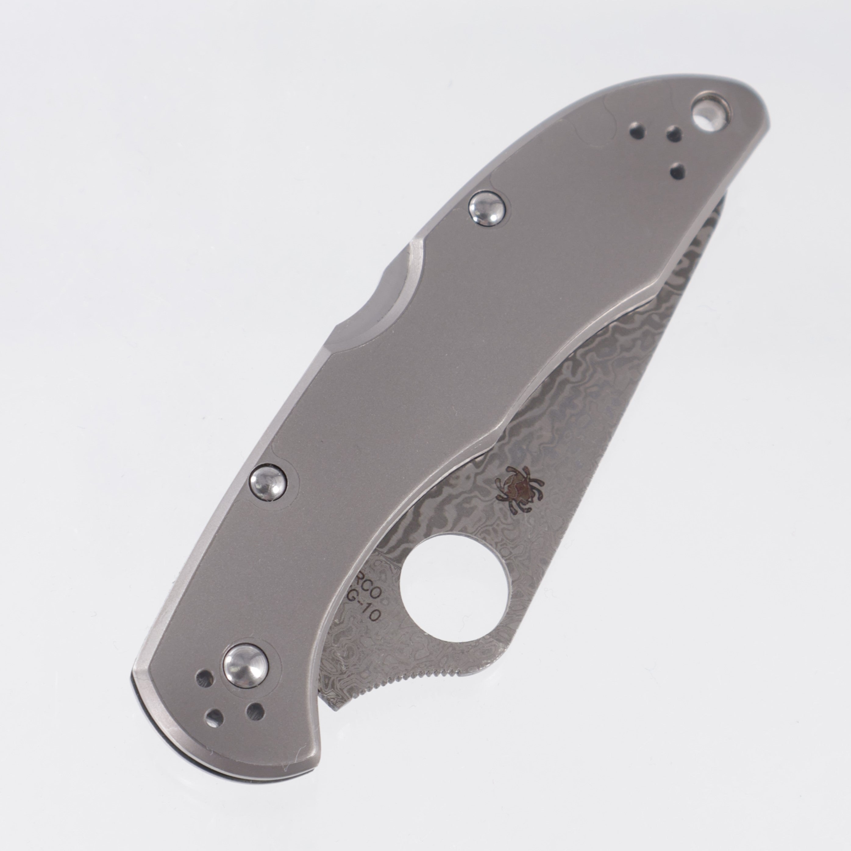 Spyderco Delica 4 - Titanium Scales - VG-10 Damascus - C11TIPD