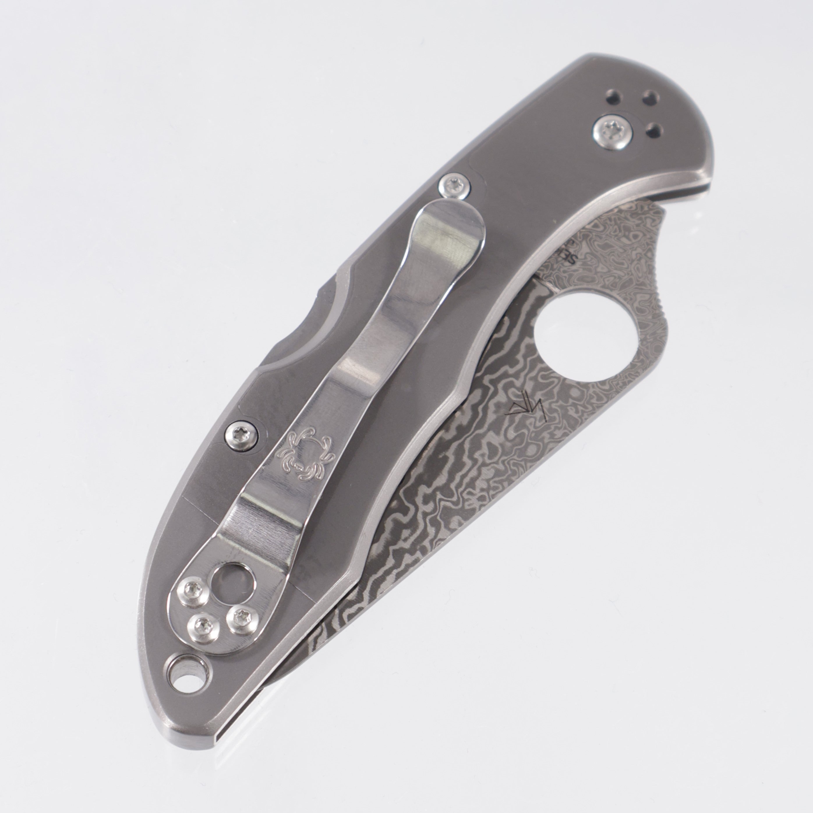 Spyderco Delica 4 - Titanium Scales - VG-10 Damascus - C11TIPD