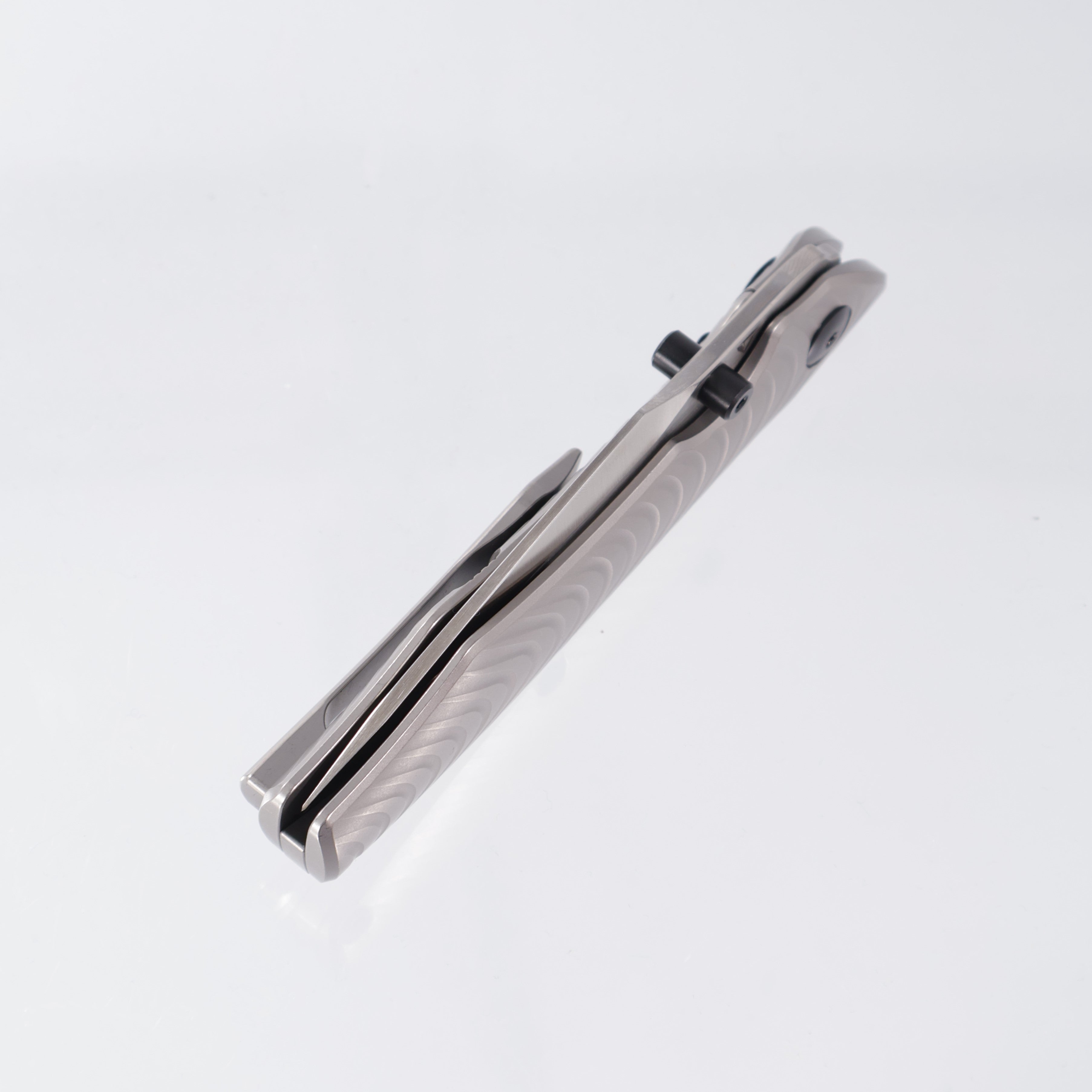 Tuya Dino - Gray Titanium Framelock - Satin S90V