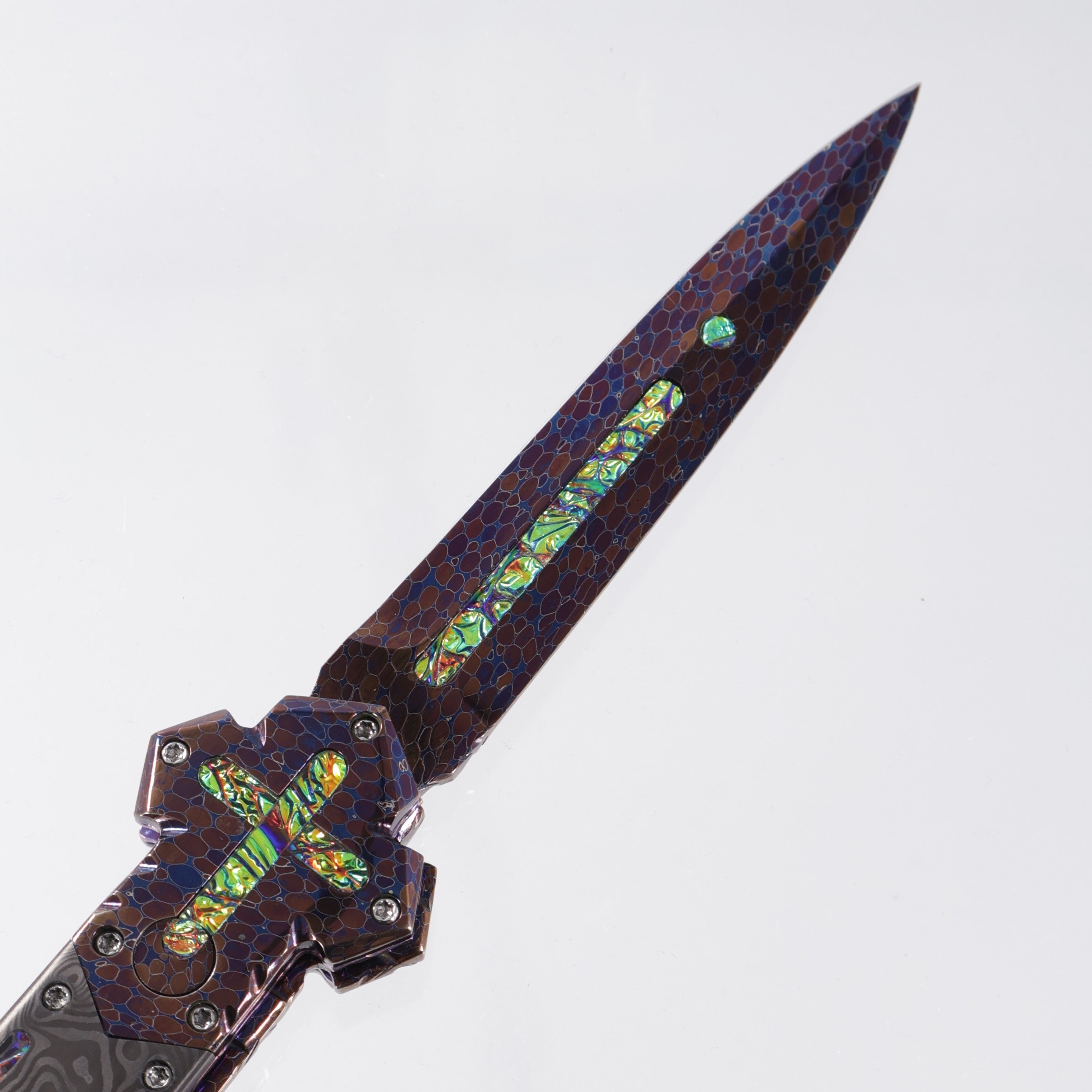 Brandon Vallotton Iron Cross - Enlightened Custom - Bertie Rietveld Dragonskin Bolsters w/ Black Dunes Fat Carbon & Diachrolam inlays - Bertie Rietveld Dragonskin Damascus Blade