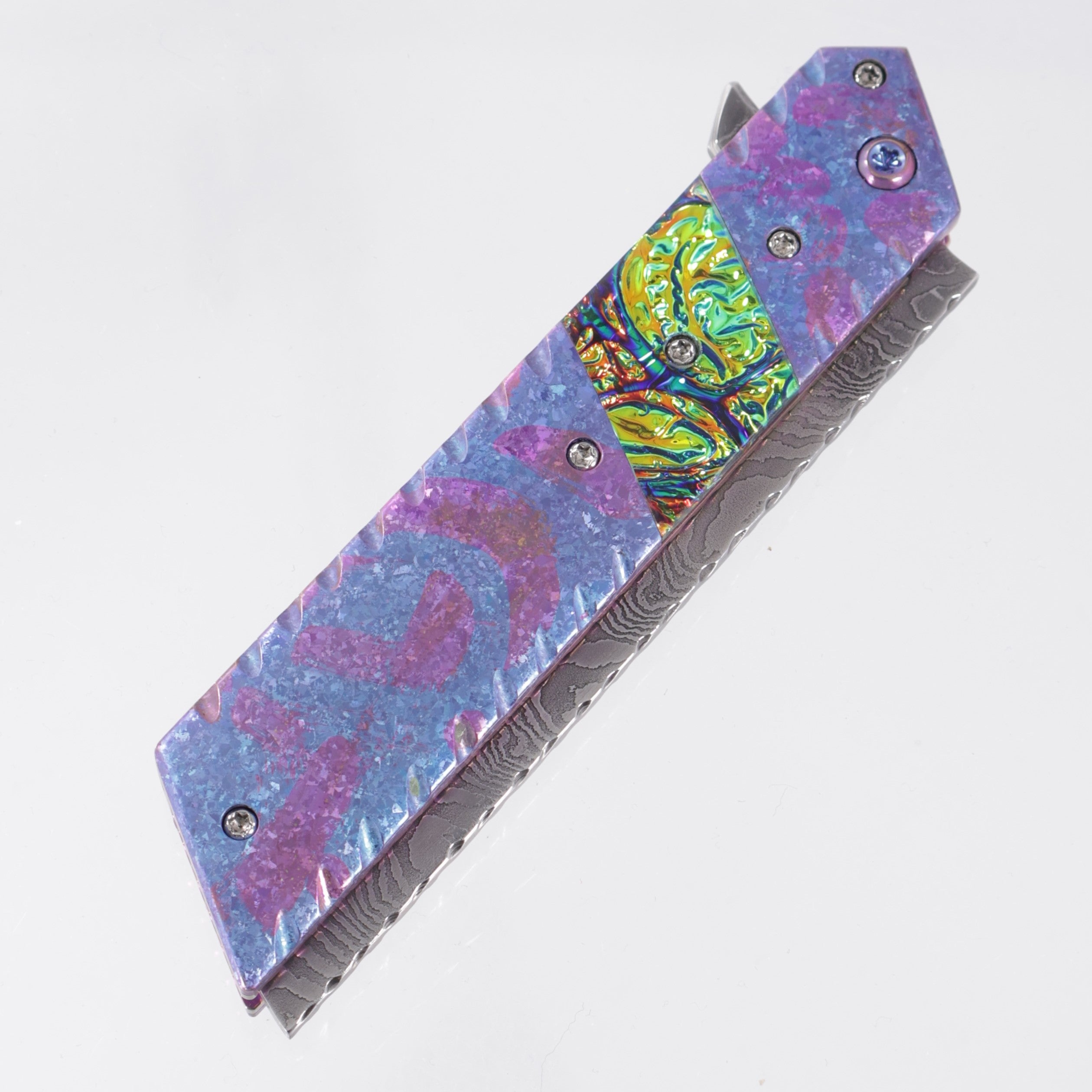 Brandon Vallotton Kaiken Flipper - Crystalized Titanium w/ Diachrolam Dragon Burl Bolsters - Timber Tiger Forge Explosion Damascus