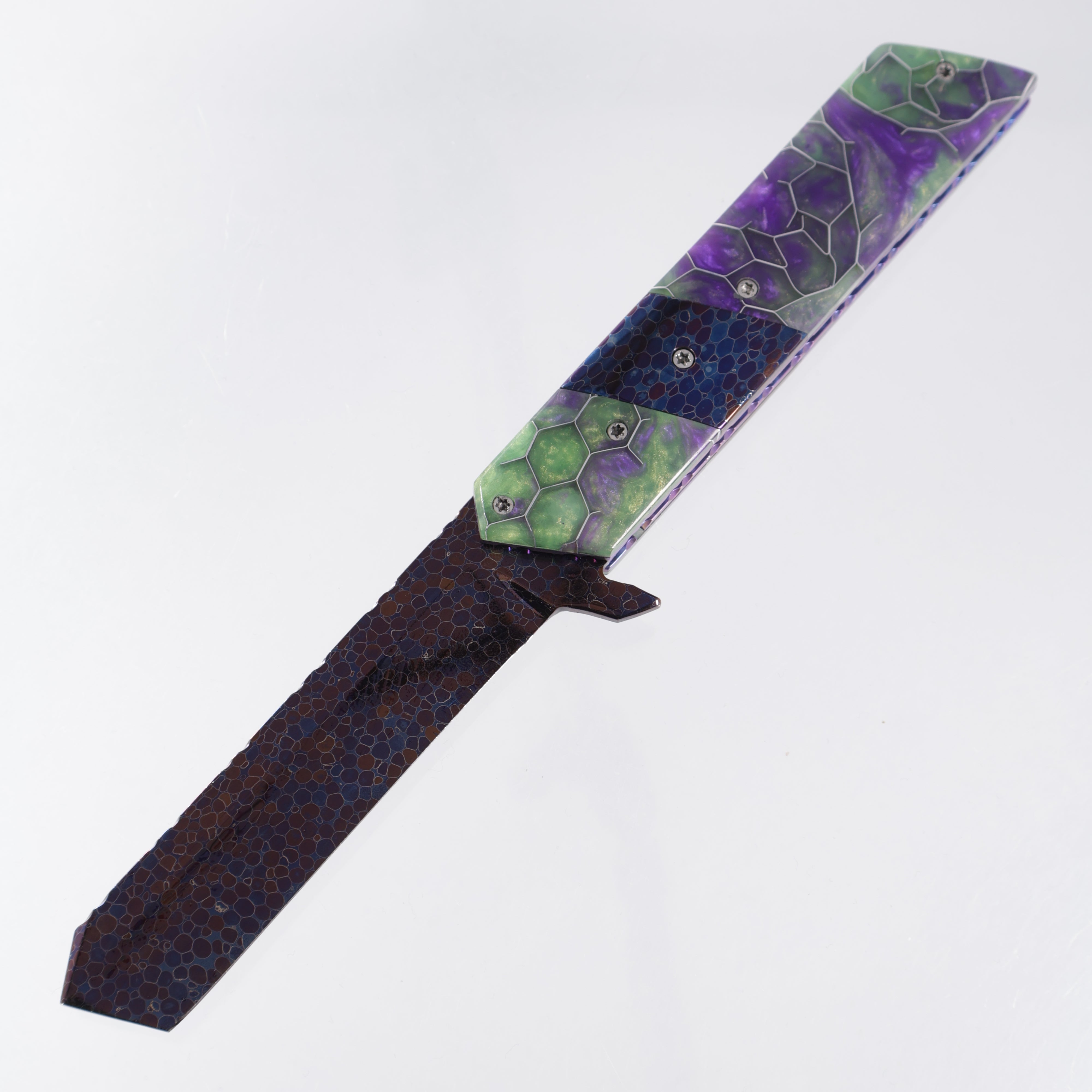 Brandon Vallotton Kaiken Flipper - Voodoo Resin Kraken Flower w/ Bertie Rietveld Dragonskin Bolsters  - Bertie Rietveld Dragonskin Damascus