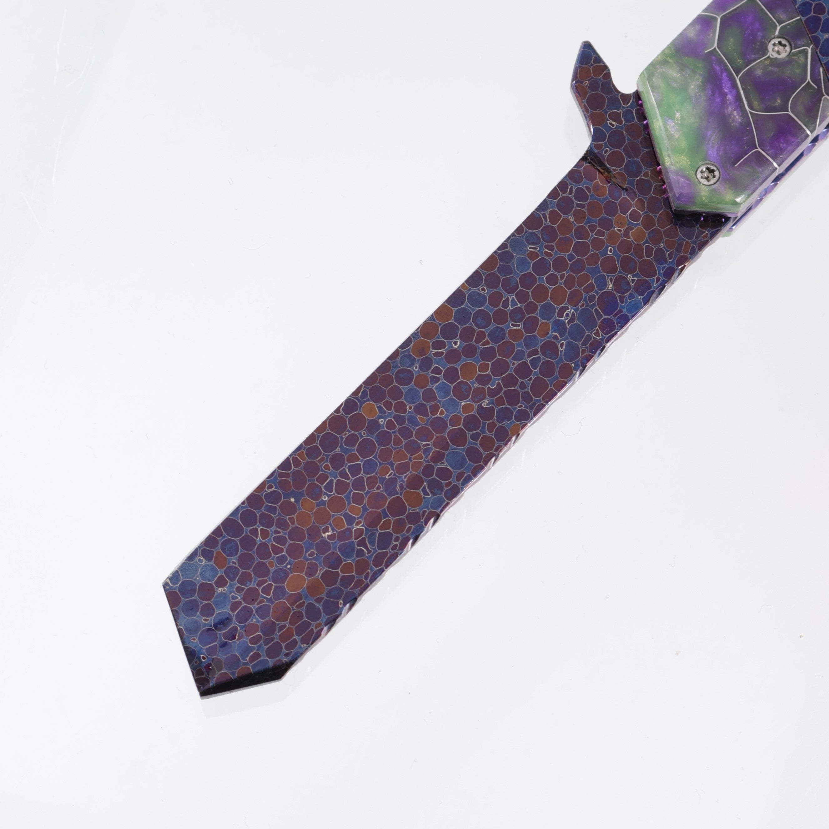 Brandon Vallotton Kaiken Flipper - Voodoo Resin Kraken Flower w/ Bertie Rietveld Dragonskin Bolsters  - Bertie Rietveld Dragonskin Damascus