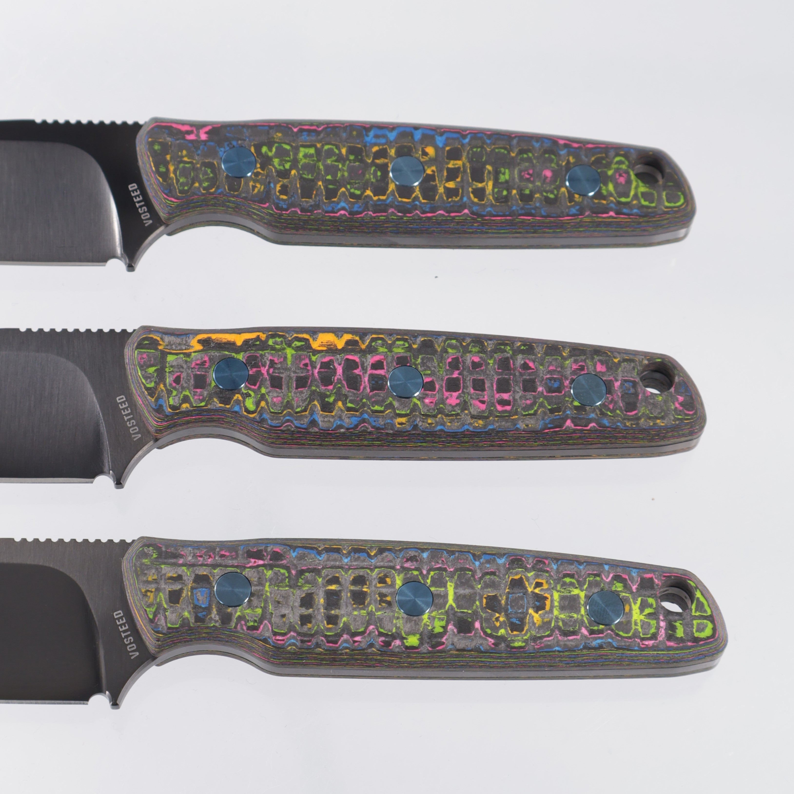 Vosteed Mink Fixed Blade - Frag 80s Camo Carbon w/ Blue Hardware - DLC AEB-L - D0112 - BROP Exclusive
