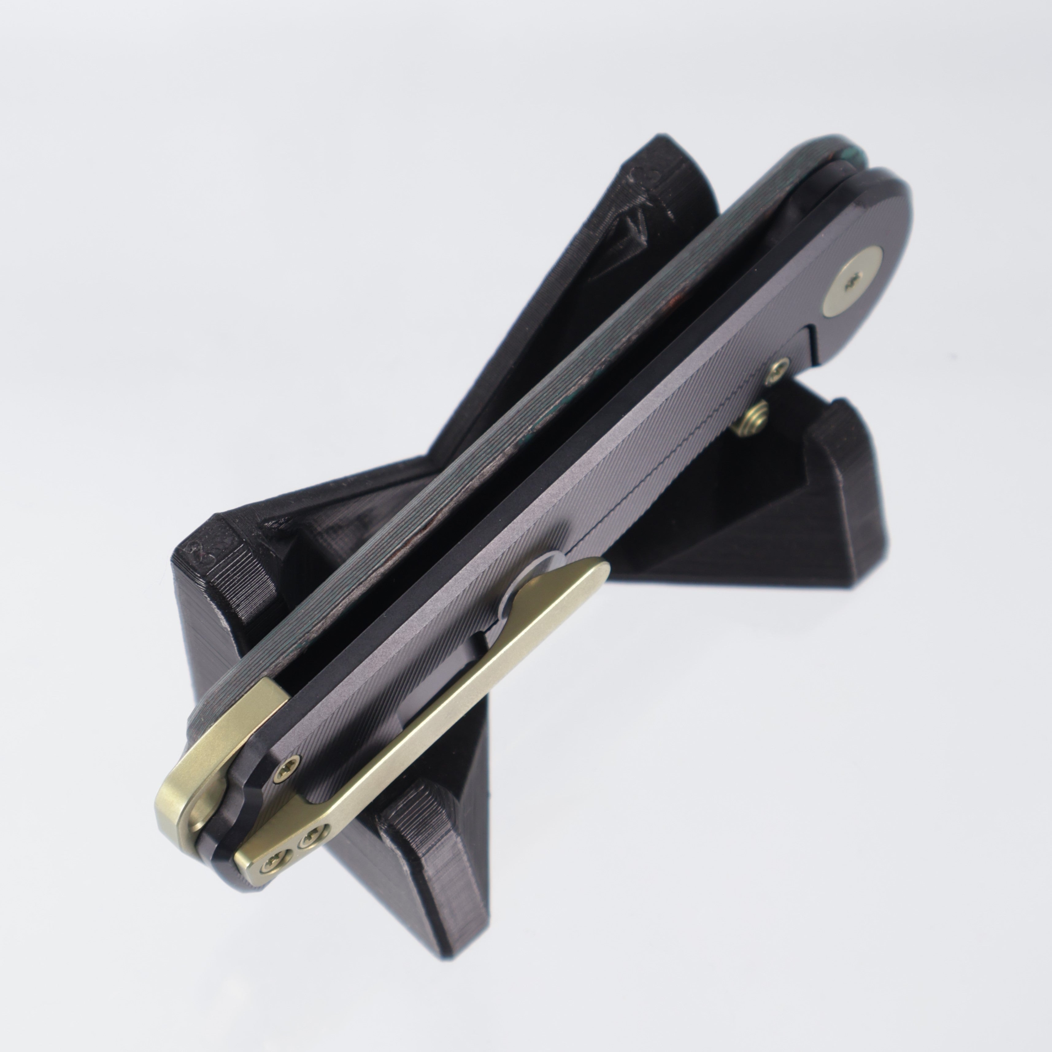 Voyage Bladeworks Avius - Drop Point 14c28n PVD - Shipwreck CamoCarbon & Titanium Framelock