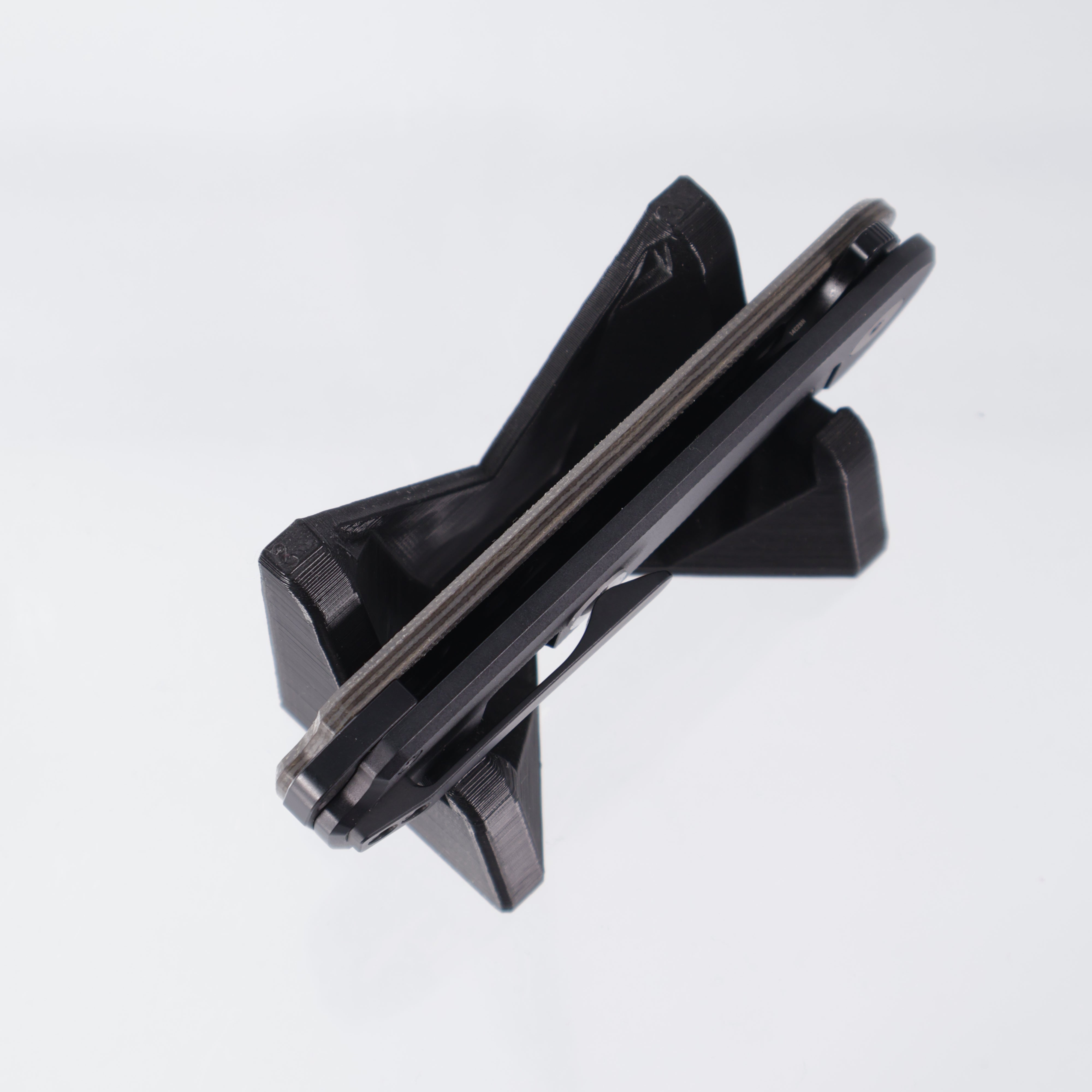 Voyage Bladeworks Avius - Clip Point 14c28n PVD - Micarta & Titanium Framelock