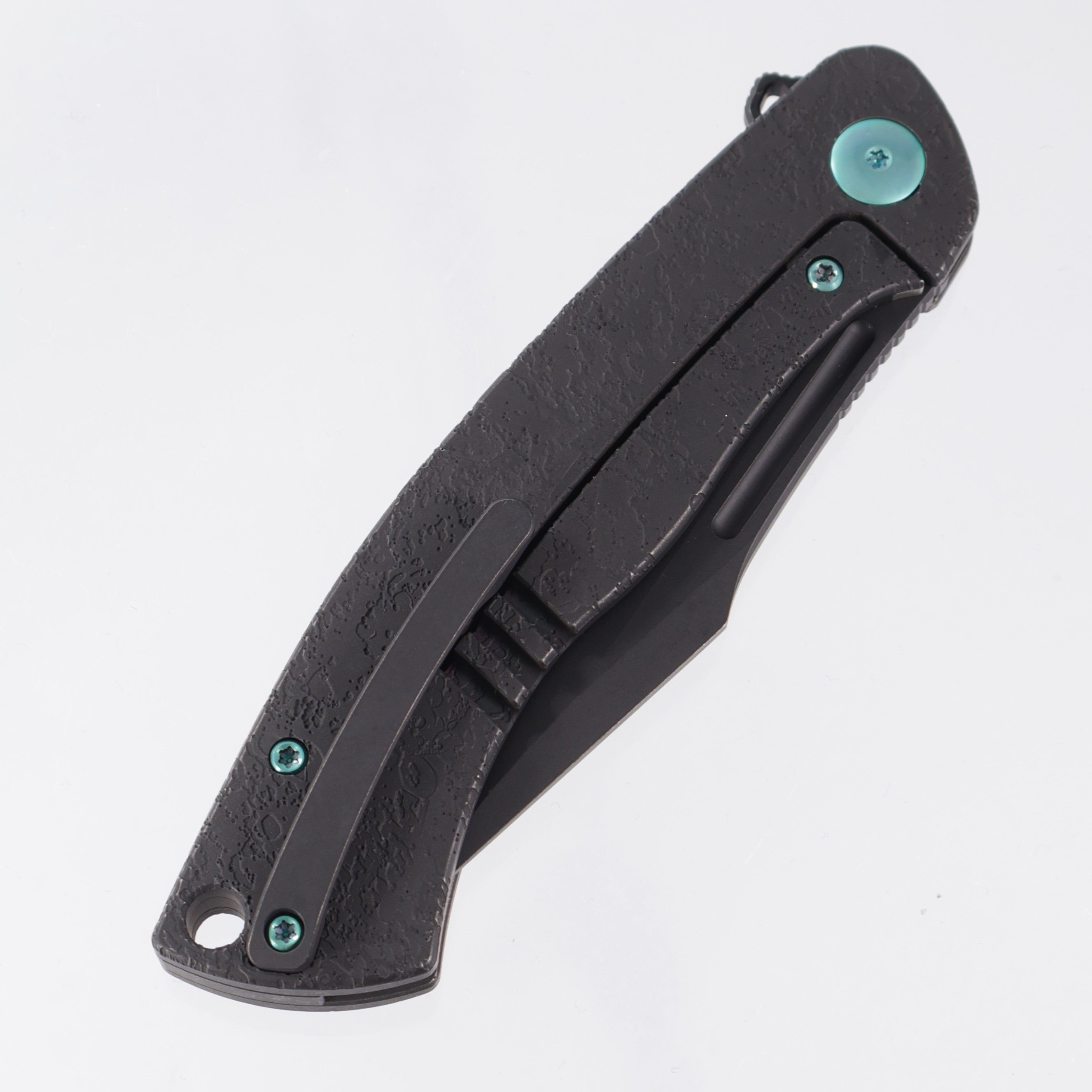 WE Knife Essential Knight - Black Textured Titanium w/ Teal Anodized Hardware - Black Stonewash M390 - WE24003-2