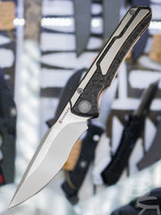 Maxace Kestrel Framelock CF w TI Onlay