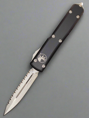 Microtech 122-6 Ultratech D/E - Black Handle - Satin Blade - Full Serrations
