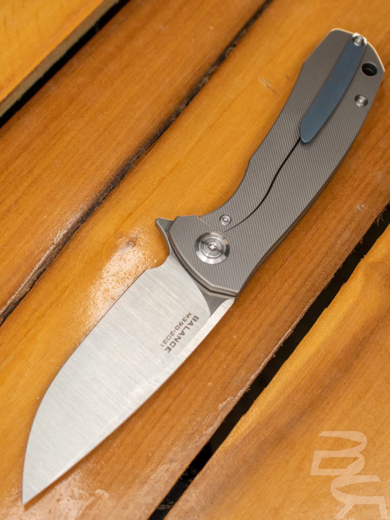 Maxace Balance Framelock Gray Full TI M390