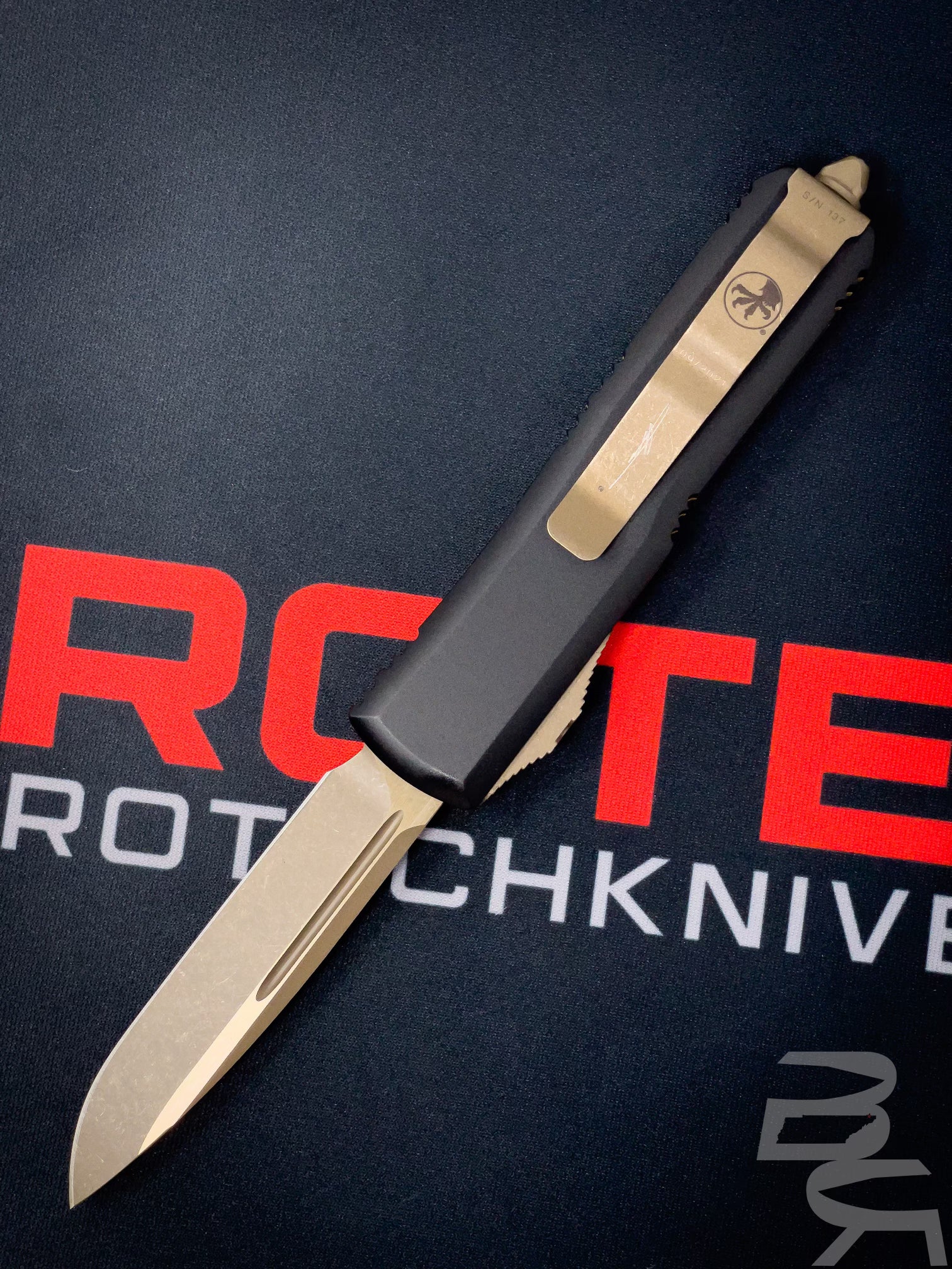 Microtech UTX-85 Bronze Apocalyptic Tan G10 Top